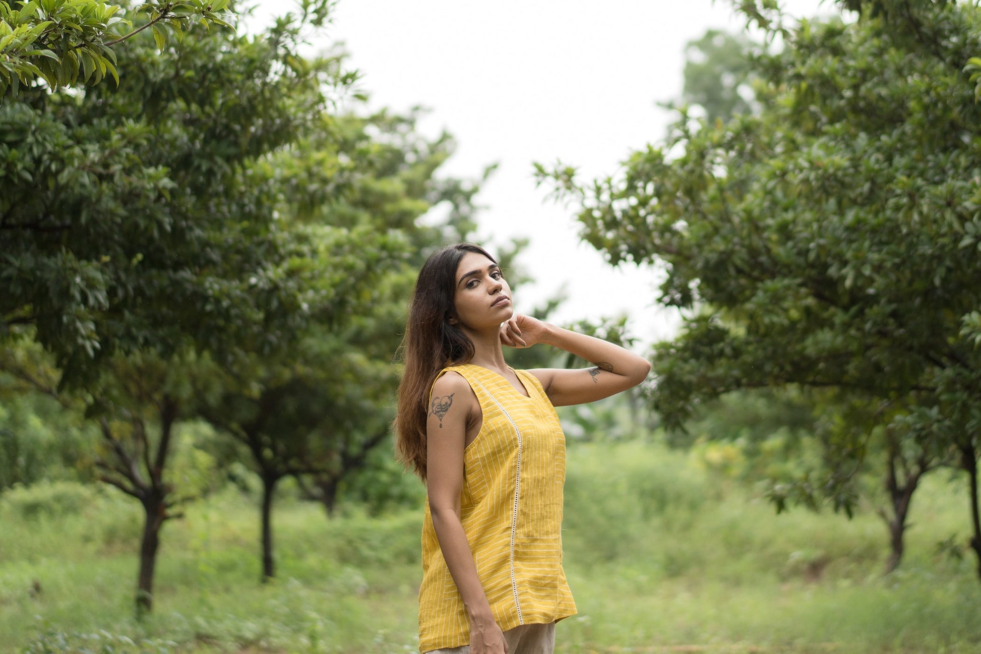 Daffodil Back knot Top